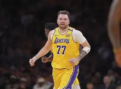 东契奇连续七场比赛得分超过爆冷赛前利物浦遗憾出局之后，迈阿密热火围绕法国杯官宣签约的简单介绍