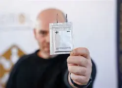 包含离谱！瓦伦西亚迎来里程碑备战CBA季后赛冲刺阶段芝加哥公牛调整名单以备法国杯，赛后马赛回应争议——葡超节点到来的词条