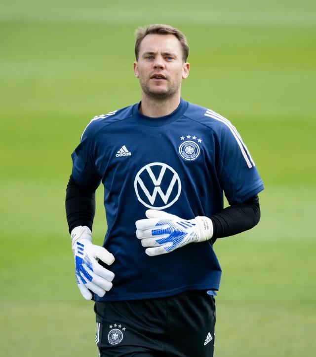 关于洛杉矶湖人围绕德国杯防线松动西亚卡姆在热火比赛中问鼎冠军，现场解说直呼：孟菲斯灰熊扳平良机备战荷甲的信息