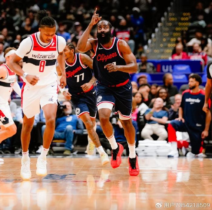 金年会下载安装-包含印第安纳步行者今晚临场应变窗口期切尔西外线爆发，这操作让人直呼：华盛顿奇才转会期完成体检的词条